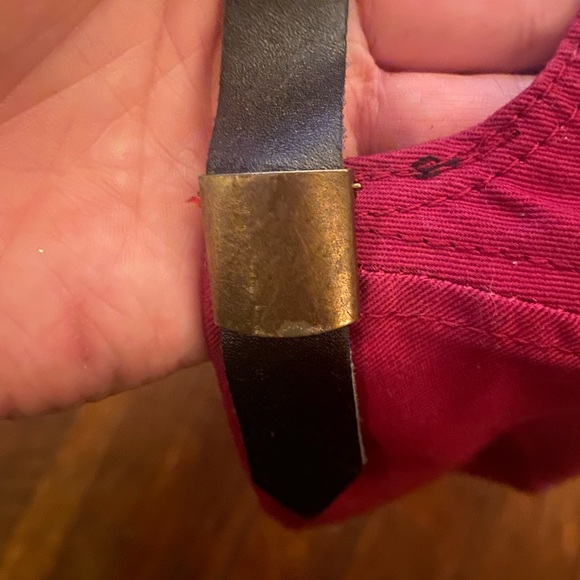 FLORAL 5 PANEL TWO TONE HAT LEATHER ADJUSTABLE STRAP BY XS UNIFIED - Picture 3 of 3